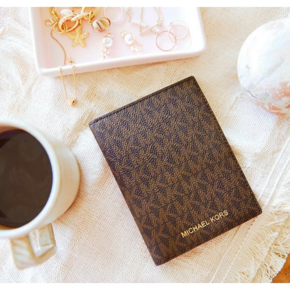 Michael Kors Bedford Travel Passport Wallet
